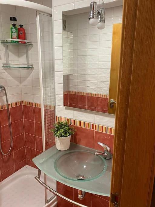 Ferienwohnung Calidad En Zona Tranquila Gijón Exterior foto